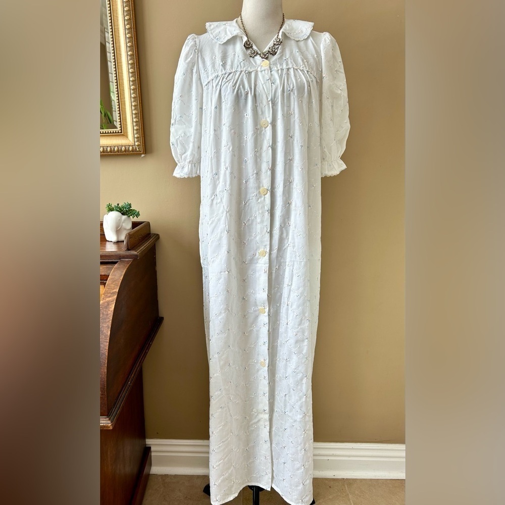 St Michael White Floral Embroidered Swiss Dot Puff Sleeve Night Gown Robe 12 14